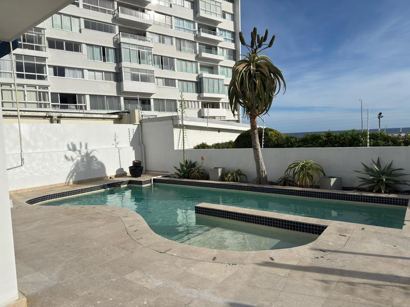 To Let 3 Bedroom Property for Rent in Sea Point Western Cape